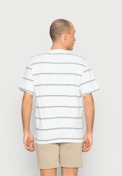 Jack & Jones JCOAIR CLUB STRIPE TEE CREW NECK UNISEX - Print T-shirt - White 7 Jack & Jones JCOAIR CLUB STRIPE TEE CREW NECK UNISEX - Print T-shirt - White -Jack & Jones Shop 00a3c640f2234fe3b24fee7c4d3d43cb
