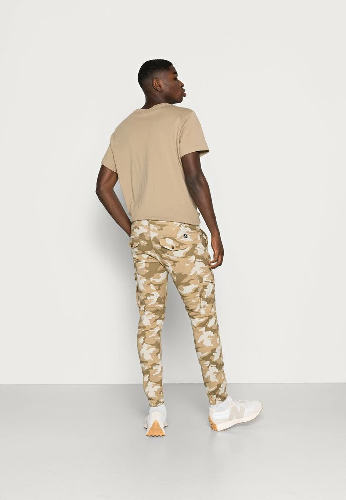 Jack & Jones JJIPAUL JJFLAKE - Cargo Trousers - Sand 3 Jack & Jones JJIPAUL JJFLAKE - Cargo Trousers - Sand - Image 3
