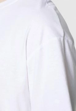 Jack & Jones JORBRINK TEE CREW NECK - Basic T-shirt - White 10 Jack & Jones JORBRINK TEE CREW NECK - Basic T-shirt - White -Jack & Jones Shop 0699c0679fa945e68578c2bd6dca80fd