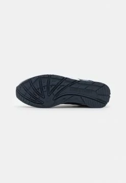 Jack & Jones JFWSTELLAR 2.0 - Trainers - Frost Gray 10 Jack & Jones JFWSTELLAR 2.0 - Trainers - Frost Gray -Jack & Jones Shop 0b047bc47a8f4f72af10be176ca62429
