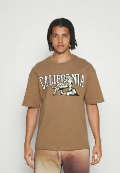 Jack & Jones JORDALLAS TEE CREW NECK UNISEX - Print T-shirt - Malt Ball