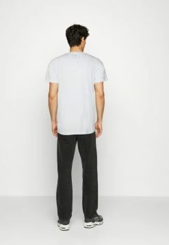 Jack & Jones JCOTHOMAS TEE CREW NECK - Print T-shirt - White 7 Jack & Jones JCOTHOMAS TEE CREW NECK - Print T-shirt - White -Jack & Jones Shop 0c3a9ffae0ef44e8981c9c5cc96f3ecd