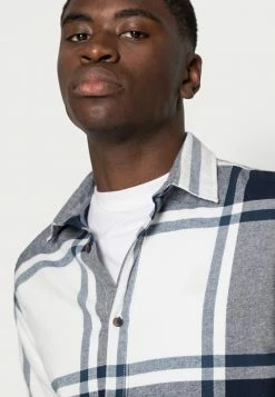 Jack & Jones JORCURTIS - Shirt - Dark Blue 9 Jack & Jones JORCURTIS - Shirt - Dark Blue -Jack & Jones Shop 0cc2366d6fe54f26bb3a9be418d3c76f
