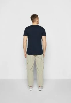 Jack & Jones JCOBOOSTER TEE SS CREW NECK JULY - Print T-shirt - Navy Blazer 10 Jack & Jones JCOBOOSTER TEE SS CREW NECK JULY - Print T-shirt - Navy Blazer -Jack & Jones Shop 0e0ffc27fe454b9fafa6eaeba98f938d