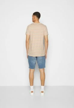 Jack & Jones JCOTREK STRIPE TEE CREW NECK - Print T-shirt - Moonbeam 10 Jack & Jones JCOTREK STRIPE TEE CREW NECK - Print T-shirt - Moonbeam -Jack & Jones Shop 0e86117cda3e423cbad4e70399482c03