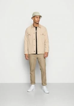 Jack & Jones JORBOOSTER TEE CREW NECK - Print T-shirt - Black -Jack & Jones Shop 11153b50764f4a3aa34310a0d4b13b7e