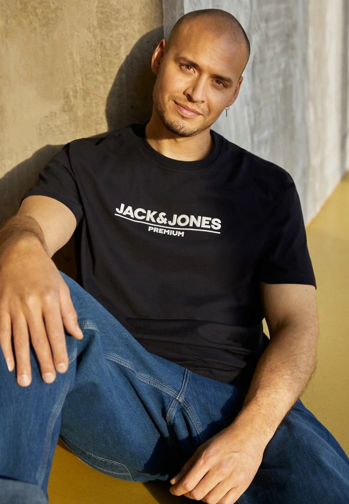 Jack & Jones JPRBLABRANDING TEE CREW NECK - Print T-shirt - Perfect Navy 4 Jack & Jones JPRBLABRANDING TEE CREW NECK - Print T-shirt - Perfect Navy - Image 4
