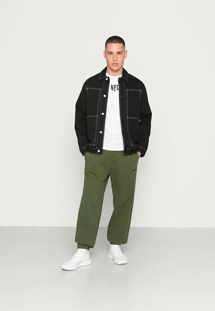 Jack & Jones BASIC TEE CREW NECK - Print T-shirt - White 2 Jack & Jones BASIC TEE CREW NECK - Print T-shirt - White - Image 2