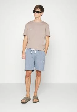 Jack & Jones JORWORLD CREW NECK - Print T-shirt - Fungi 12 Jack & Jones JORWORLD CREW NECK - Print T-shirt - Fungi -Jack & Jones Shop 1d6ecdb3ef294486b2167e473f8fb565