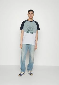 Alternative view of Jack & Jones JCOSPORTY TEE CREW NECK - Print T-shirt - Arona
