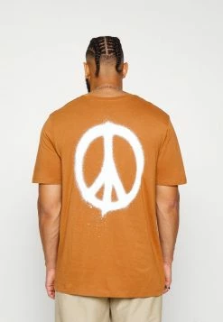 Jack & Jones JORPEACE - Print T-shirt - Argan Oil -Jack & Jones Shop 210307fb99fb404f917a47775be233b4