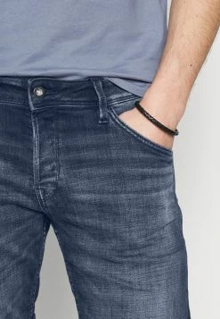 Jack & Jones IRICK FOX - Denim Shorts - Blue Denim -Jack & Jones Shop 2190db499cd24033bad965caab1110c8