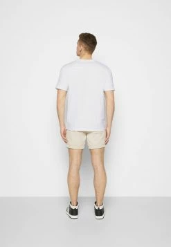 Jack & Jones JCOCLASSIC WAFFLE BADGE TEE SS NOOS - Basic T-shirt - White 10 Jack & Jones JCOCLASSIC WAFFLE BADGE TEE SS NOOS - Basic T-shirt - White -Jack & Jones Shop 2951bfbf7e1e4b17b2d129d4f250fded