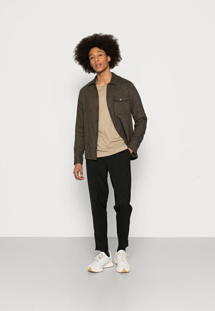 Jack & Jones JJIACE JJFRANKIE TAPERED NOR BLACK - Tracksuit Bottoms - Black 2 Jack & Jones JJIACE JJFRANKIE TAPERED NOR BLACK - Tracksuit Bottoms - Black - Image 2