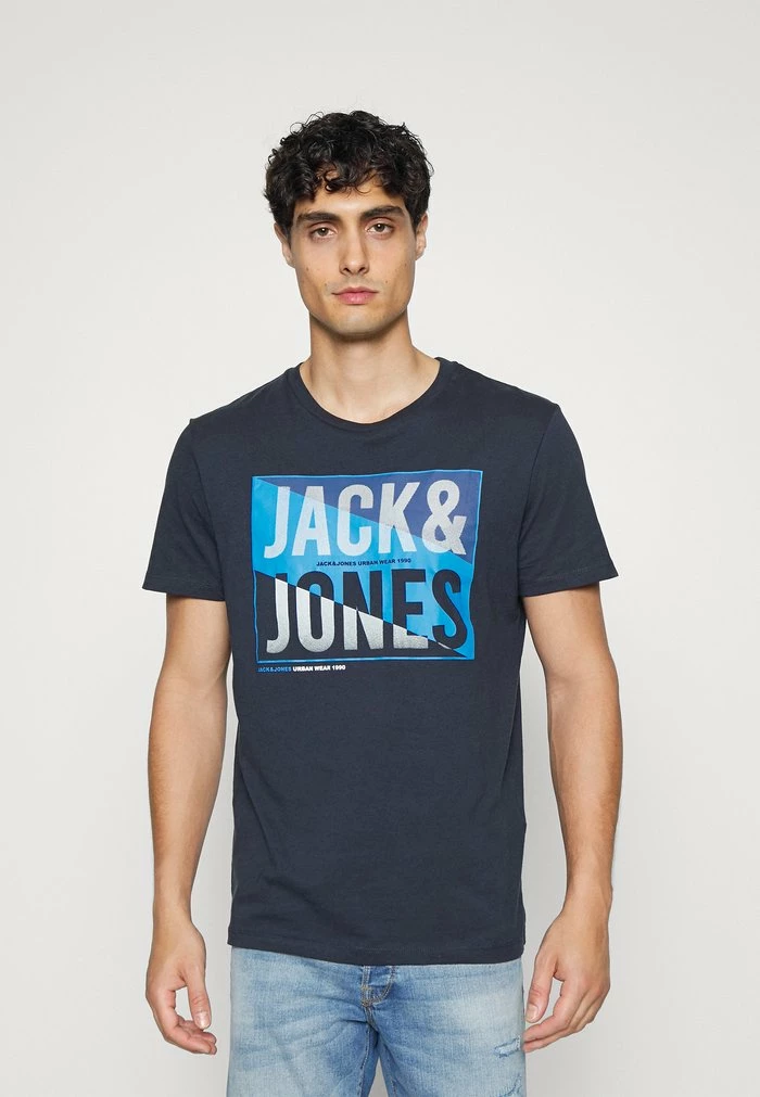 Jack & Jones JJSCOTT TEE CREW NECK - Print T-shirt - Navy Blazer 1 Jack & Jones JJSCOTT TEE CREW NECK - Print T-shirt - Navy Blazer