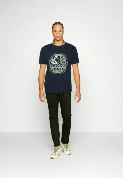 Alternative view of Jack & Jones JCOBOOSTER TEE CREW NECK - Print T-shirt - Navy Blazer