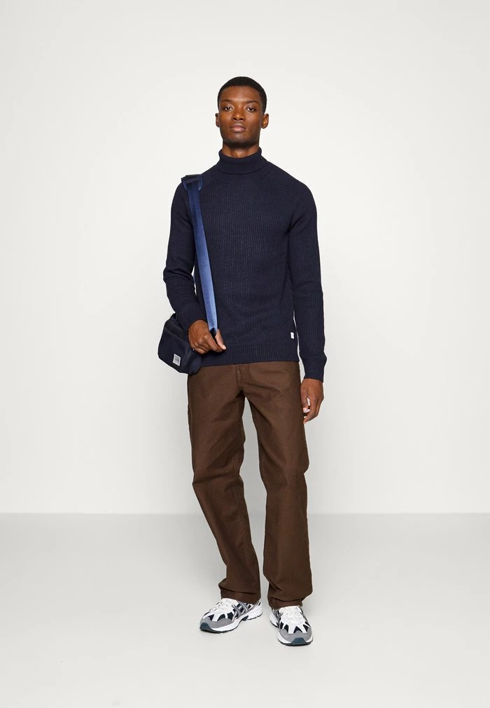 Jack & Jones JJPANNEL ROLL NECK - Jumper - Blau 1 Jack & Jones JJPANNEL ROLL NECK - Jumper - Blau