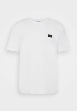 Jack & Jones JCOCLASSIC WAFFLE BADGE TEE SS NOOS - Basic T-shirt - White 12 Jack & Jones JCOCLASSIC WAFFLE BADGE TEE SS NOOS - Basic T-shirt - White -Jack & Jones Shop 313692e9aaee47c992ce60bceb084964