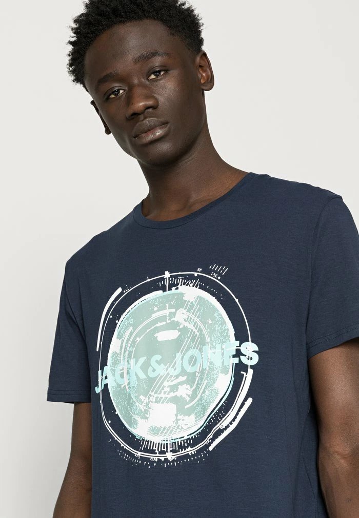 Jack & Jones JCOFILT TEE CREW NECK - Print T-shirt - Navy Blazer 5 Jack & Jones JCOFILT TEE CREW NECK - Print T-shirt - Navy Blazer - Image 5