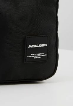 Jack & Jones JACZACK TOILETRY BAG - Wash Bag - Black 8 Jack & Jones JACZACK TOILETRY BAG - Wash Bag - Black -Jack & Jones Shop 33c3f89e081d4dc0a364d3f4d3bf3af3