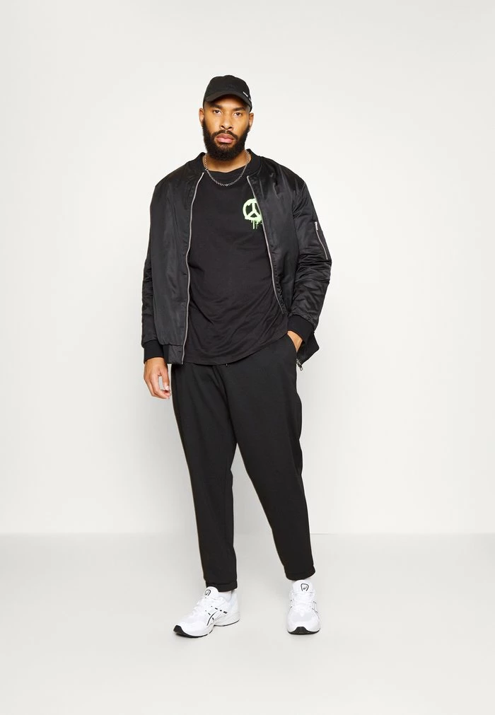 Jack & Jones JORPEACE - Print T-shirt - Black 2 Jack & Jones JORPEACE - Print T-shirt - Black - Image 2