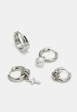 Jack & Jones JACVAREDO EARRINGS UNISEX 4 PACK - Earrings - Silver-coloured -Jack & Jones Shop 3c50b76bc83f459788a13816dbac86ee