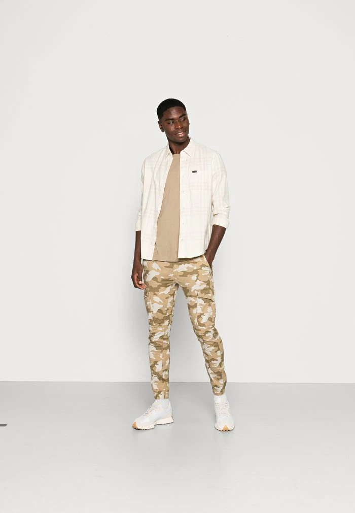 Jack & Jones JJIPAUL JJFLAKE - Cargo Trousers - Sand 2 Jack & Jones JJIPAUL JJFLAKE - Cargo Trousers - Sand - Image 2