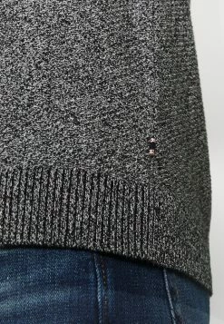Jack & Jones JJEAARON - Jumper - Black/white Jet Stream 11 Jack & Jones JJEAARON - Jumper - Black/white Jet Stream -Jack & Jones Shop 56e9c4d6067a47d8ba1ced47391599f7