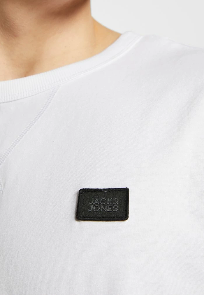 Jack & Jones JCOCLASSIC WAFFLE BADGE TEE SS NOOS - Basic T-shirt - White 7 Jack & Jones JCOCLASSIC WAFFLE BADGE TEE SS NOOS - Basic T-shirt - White - Image 7