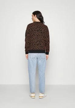 Jack & Jones JCORANGER CREW NECK - Sweatshirt - Black -Jack & Jones Shop 5aa3bb2cd73a423e9f3e891942df46fa