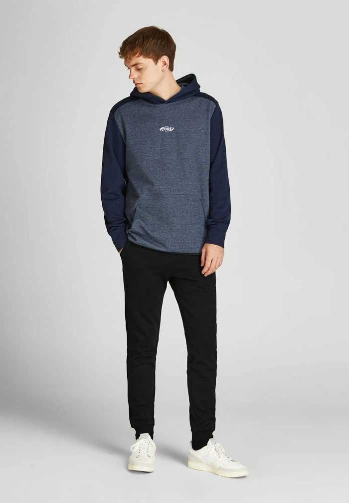 Jack & Jones JPSTWILL JJNEWBASIC - Tracksuit Bottoms - Black 4 Jack & Jones JPSTWILL JJNEWBASIC - Tracksuit Bottoms - Black - Image 4