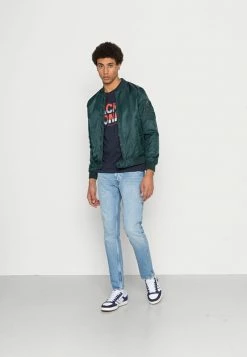 Alternative view of Jack & Jones JCOCHARLES TEE CREW NECK - Print T-shirt - Navy Blazer