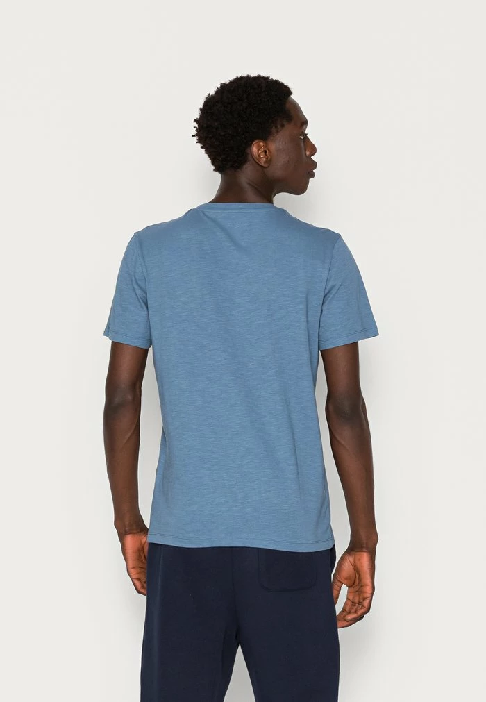 Jack & Jones JORVENICE POCKET TEE CREW NECK - Print T-shirt - Bluefin 3 Jack & Jones JORVENICE POCKET TEE CREW NECK - Print T-shirt - Bluefin - Image 3