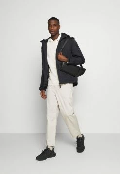 Alternative view of Jack & Jones JCOBEATLE JACKET - Light Jacket - Black