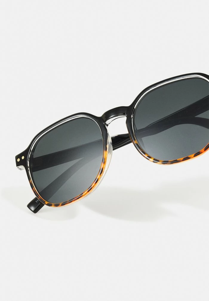 Jack & Jones JACCHRISTOPHER SUNGLASSES - Sunglasses - Black 4 Jack & Jones JACCHRISTOPHER SUNGLASSES - Sunglasses - Black - Image 4