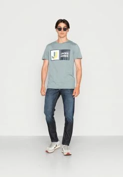 Alternative view of Jack & Jones JCOLOGAN TEE CREW NECK - Print T-shirt - Trooper
