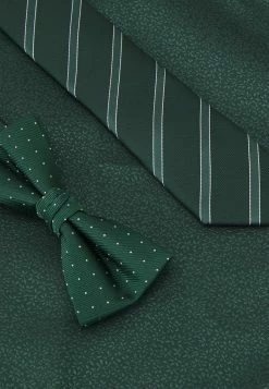 Jack & Jones JACNECKTIE GIFT BOX SET - Pocket Square - Dark Green -Jack & Jones Shop 7a48583df7624fb98bad32bddfb866d8