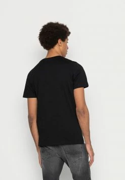 Jack & Jones JJBREAK TEE - Print T-shirt - Black -Jack & Jones Shop 7ac86eacc80149d0b040c08c9e22d0fb