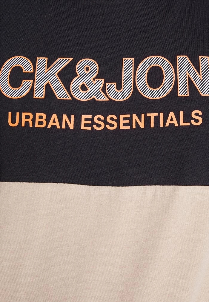 Jack & Jones JJEURBAN BLOCKING TEE O NECK - Print T-shirt - Crockery 3 Jack & Jones JJEURBAN BLOCKING TEE O NECK - Print T-shirt - Crockery - Image 3