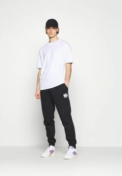 Jack & Jones JORBRINK TEE CREW NECK - Basic T-shirt - White 8 Jack & Jones JORBRINK TEE CREW NECK - Basic T-shirt - White -Jack & Jones Shop 7bad8bebff5943f093bae17ef4818140