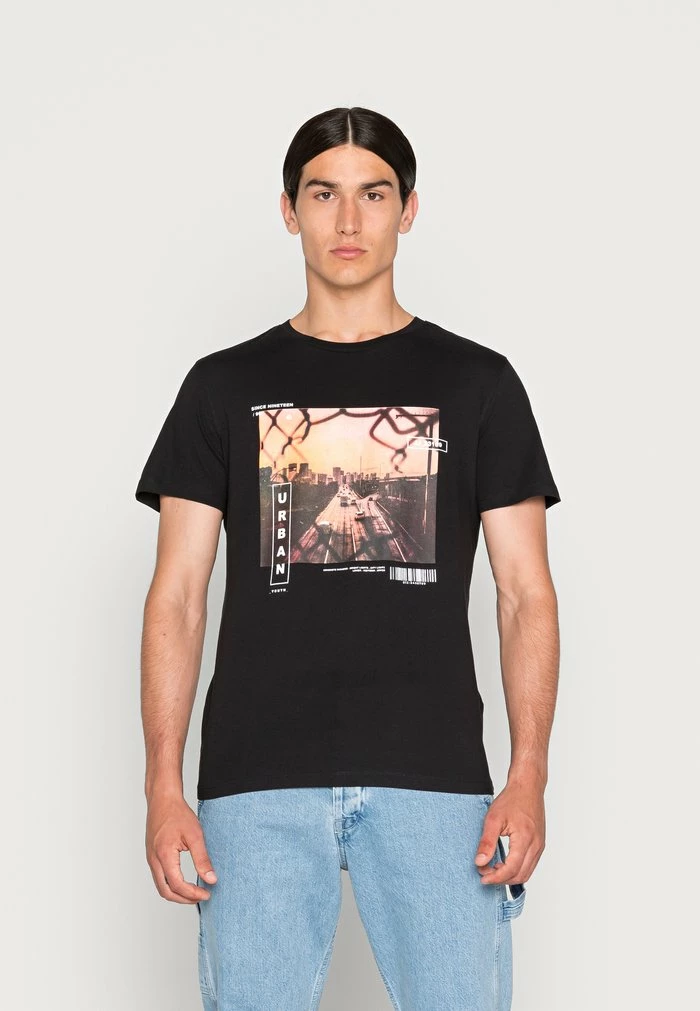 Jack & Jones JJSCRAWL TEE CREW NECK - Print T-shirt - Black 1 Jack & Jones JJSCRAWL TEE CREW NECK - Print T-shirt - Black