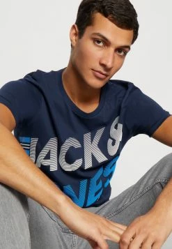 Jack & Jones JJFORMATION TEE CREW NECK - Print T-shirt - Navy Blazer 9 Jack & Jones JJFORMATION TEE CREW NECK - Print T-shirt - Navy Blazer -Jack & Jones Shop 7cfd2b625f6c4717872500b2ecfc5078