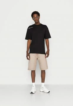 Alternative view of Jack & Jones JORTYPEBACK TEE CREW NECK UNISEX - Print T-shirt - Black