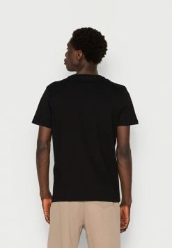 Jack & Jones JCOBOOSTER TEE CREW NECK - Print T-shirt - Black 7 Jack & Jones JCOBOOSTER TEE CREW NECK - Print T-shirt - Black -Jack & Jones Shop 81b6c81d0c0e4900829ea4a61c7d7f33