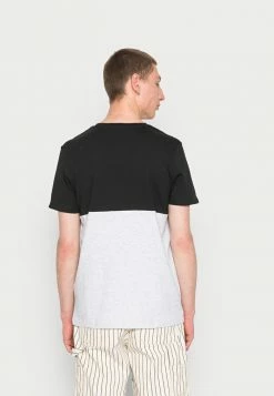 Jack & Jones JORCORP BLOCK TEE CREW NECK - Print T-shirt - Tap Shoe 7 Jack & Jones JORCORP BLOCK TEE CREW NECK - Print T-shirt - Tap Shoe -Jack & Jones Shop 8533a8308c3540359a6721e5d76d261a