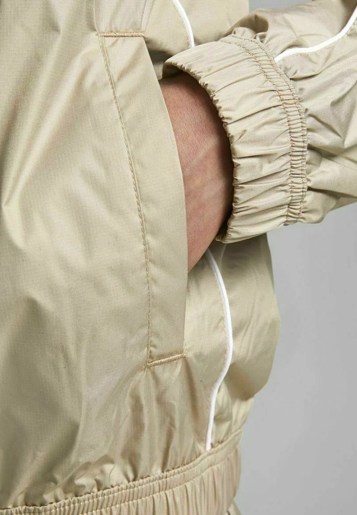 Jack & Jones Training Jacket - Crockery 5 Jack & Jones Training Jacket - Crockery - Image 5