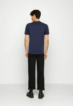 Jack & Jones JJDUSTY TEE - Print T-shirt - Navy Blazer -Jack & Jones Shop 87fd7015447d43e7b7fbb4a9d9b2b86f