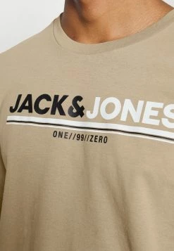 Jack & Jones JCOFREDERIK TEE LS - Long Sleeved Top - Dune 11 Jack & Jones JCOFREDERIK TEE LS - Long Sleeved Top - Dune -Jack & Jones Shop 88a6ed74b9164f118cd2793733232fcc