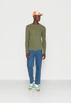 Alternative view of Jack & Jones JCOSUSTAIN CREW NECK - Jumper - Four Leaf Clover