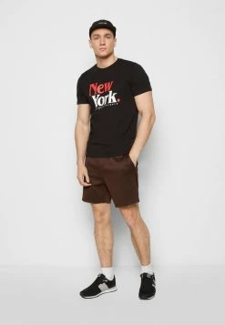 Jack & Jones JORBOOSTER TEE CREW NECK - Print T-shirt - Black 8 Jack & Jones JORBOOSTER TEE CREW NECK - Print T-shirt - Black -Jack & Jones Shop 8aa21b44922445eaaf9d5798fbdcd1d2